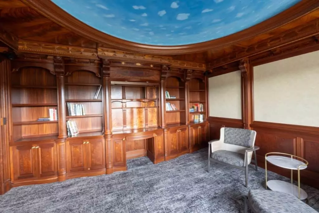 Library at The Grove Estate Opioid Use Disorder Addiction Treatment