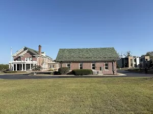 The Grove Estate place picture